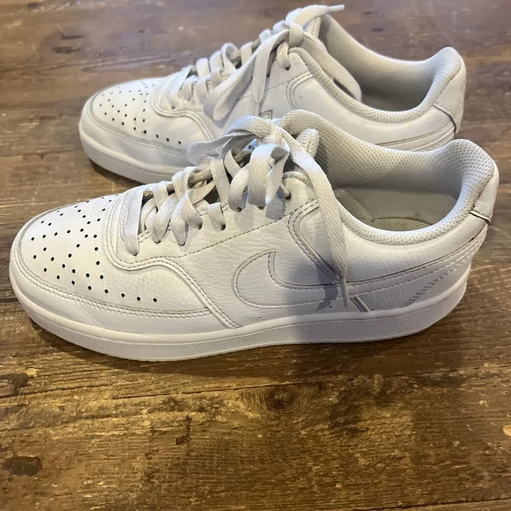 Nike Court Vision Low Women Triple White Low Top Sneaker CD5434-100 Size 7.5
